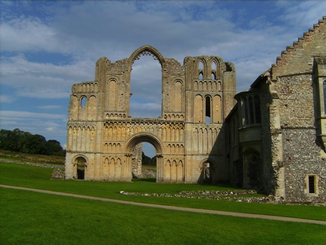 castle-acre-priory-10