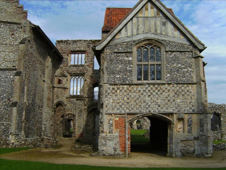 castle-acre-priory-9